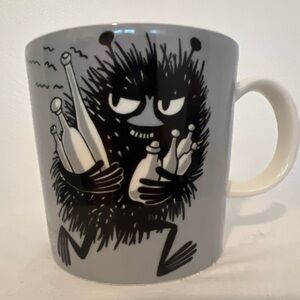 Moomin Stinky Haisuli Mug Arabia Finland Coffee Tea Porcelain Cup Gray  Finnish